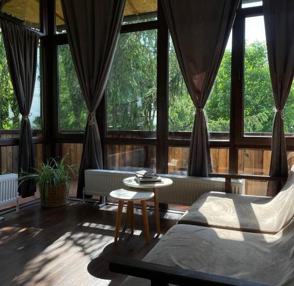 庭の見えるスタンダードトリプルルーム, Ecolife Lodge Hotel & Restaurant