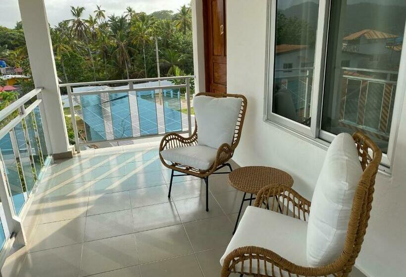 스탠다드 룸 킹사이즈 침대, Candy Rose