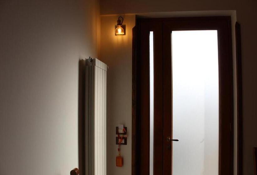 Номер Стандарт, The Chalet, Guest House