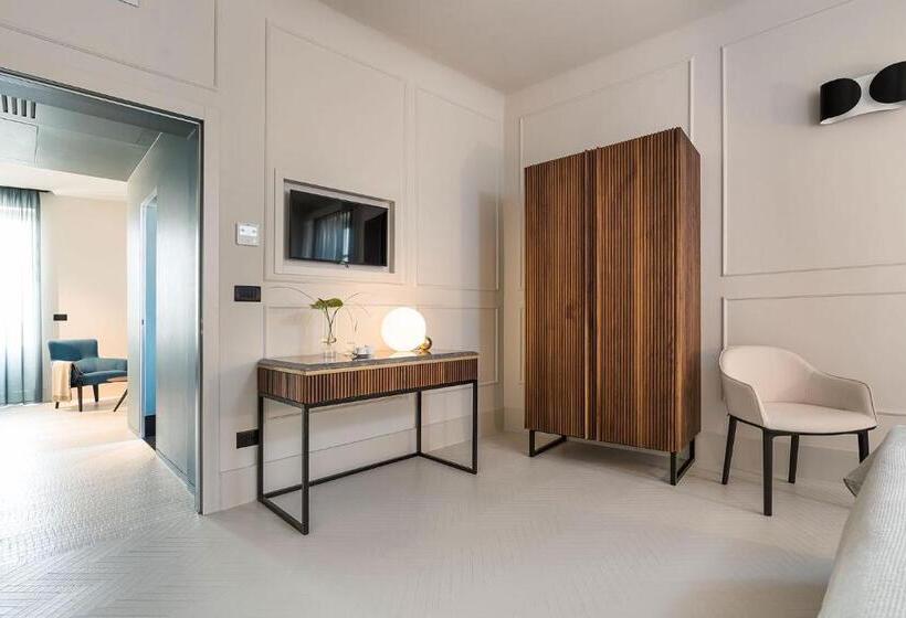 Люкс с Террасой, Byssus Suites