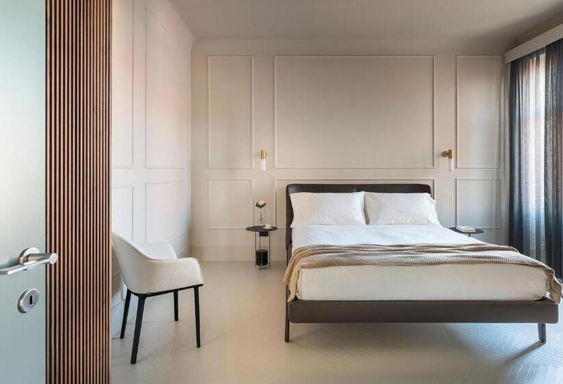 Люкс с Террасой, Byssus Suites