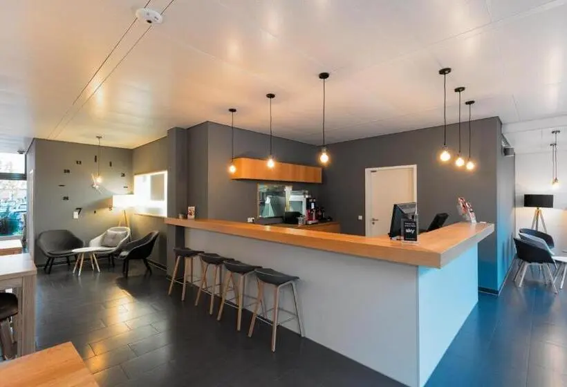 Standard Yhden Hengen Huone, Mk Monteurzimmer Stuttgart