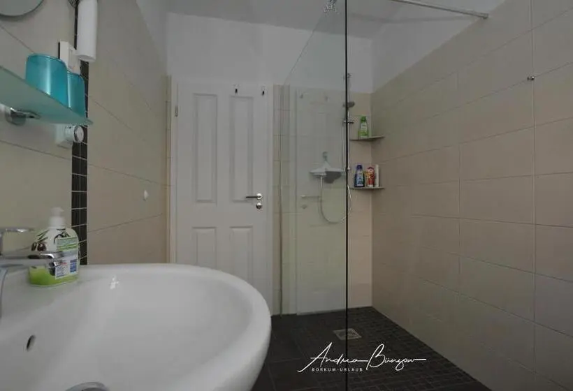 デラックスルーム, Fremdenzimmer Lütje Huske