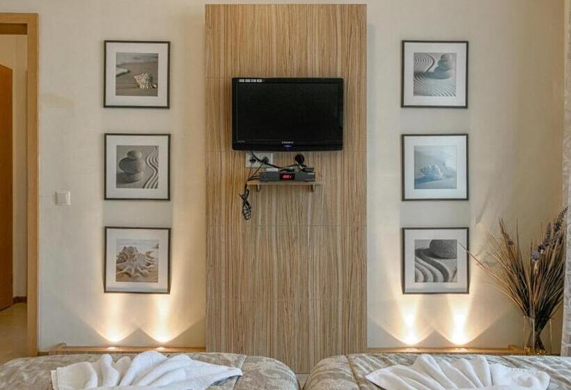 1ベッドルームのデラックスアパートメント, александра