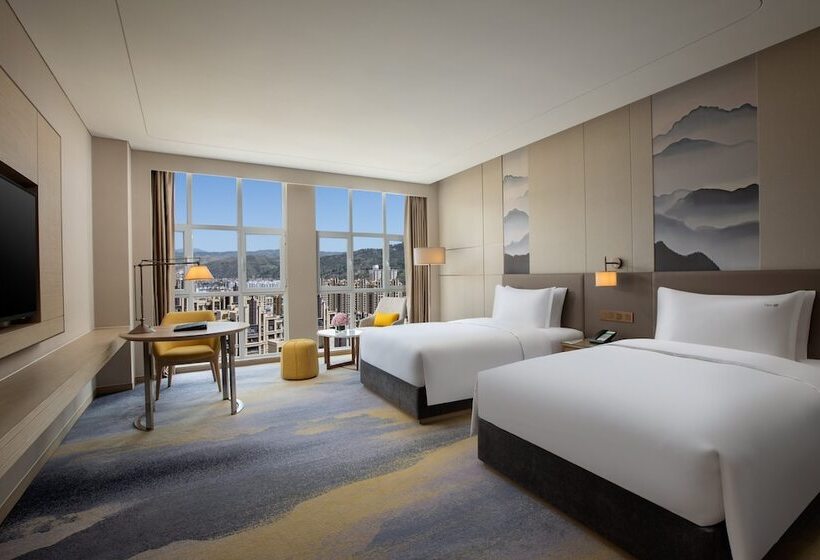 اتاق استاندارد با چشم‌انداز کوهستان, Holiday Inn Xining Datong, An Ihg