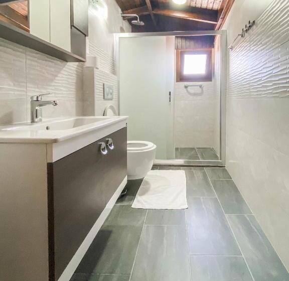 חדר סטנדרט, Loya Vita