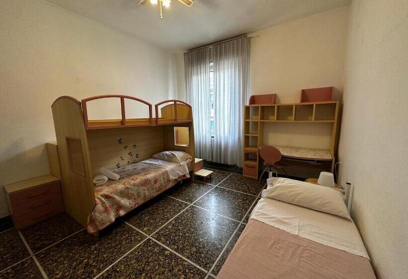 اتاق استاندارد, Holiday Pisa Gare 2