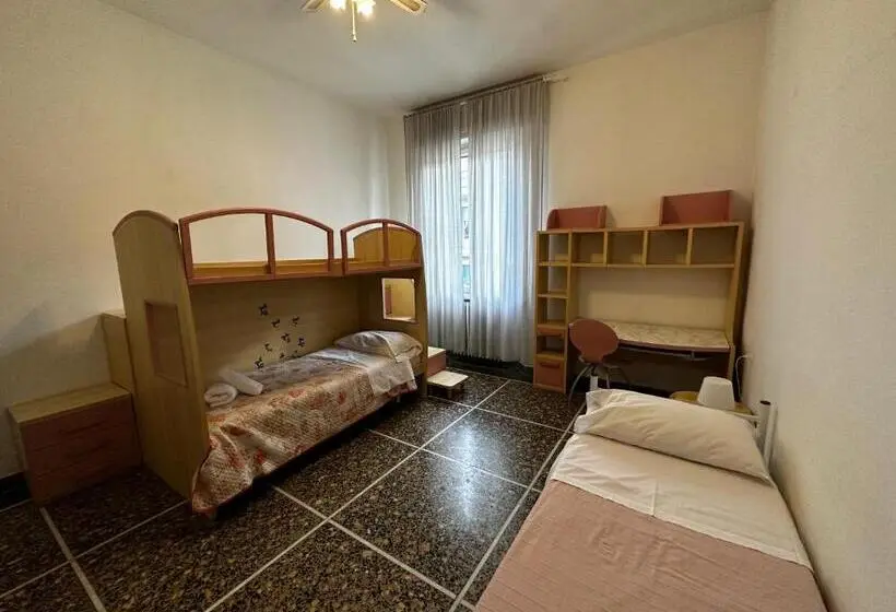 اتاق استاندارد, Holiday Pisa Gare 2