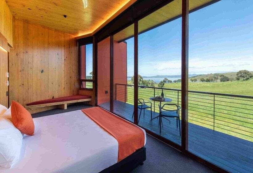 חדר פרמיום, Iron Creek Bay Estate