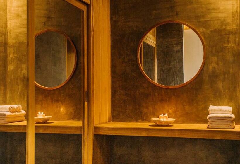 带大床的复式套间, Neano Escape