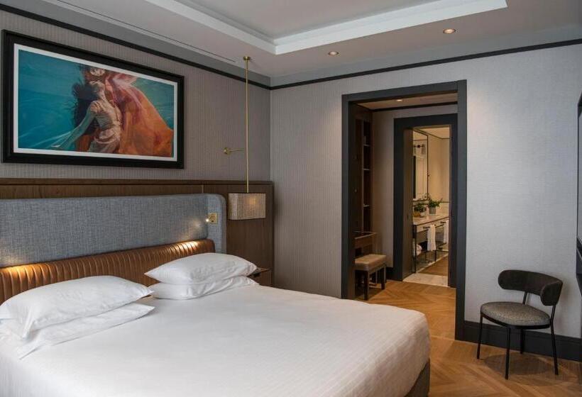 سوییت خانوادگی, Umilta 36