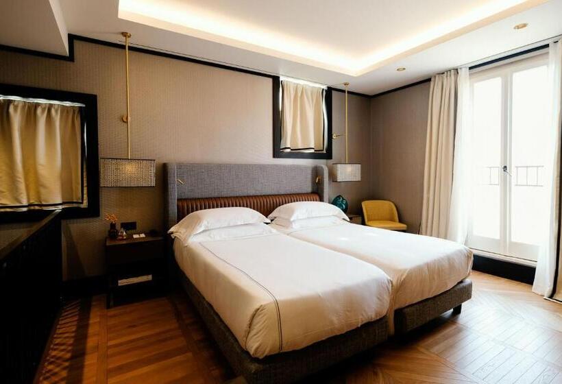 آپارتمان 1 خوابه با تراس, Umilta 36