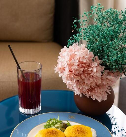 آپارتمان 1 خوابه, Umilta 36