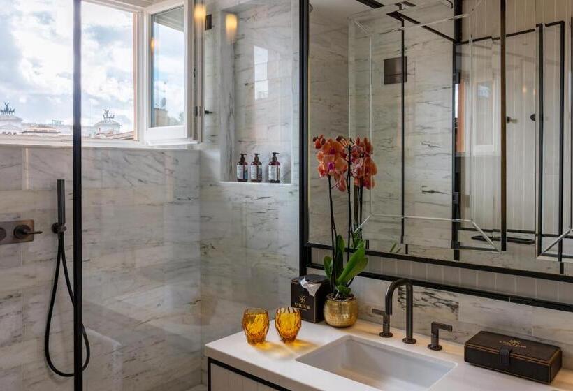 آپارتمان لوکس 1 خوابه, Umilta 36