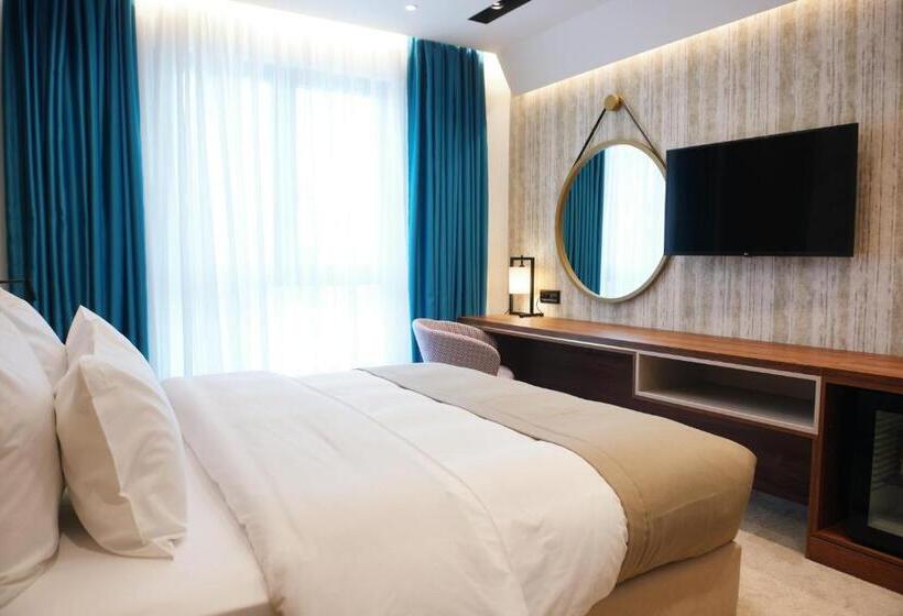 اتاق استاندارد با تخت بزرگ, Zlatibor