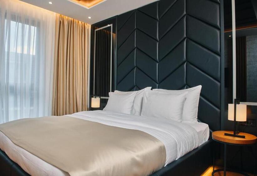 سوییت جونیور, Zlatibor