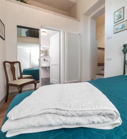 Люкс Вид на Сад, Le Case Di Angelina   Langhe Loft & Suites