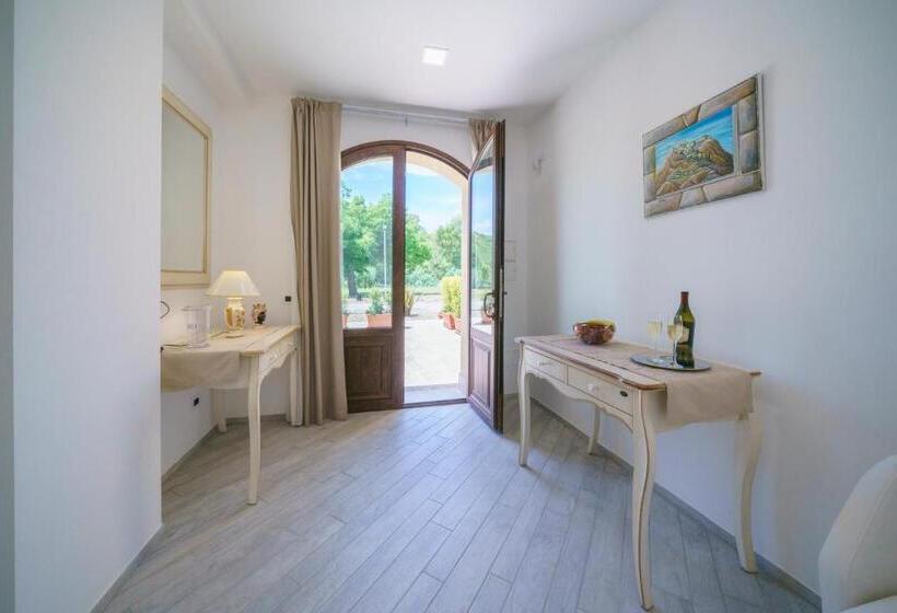 Люкс Вид на Сад, Minissale Farmhouse