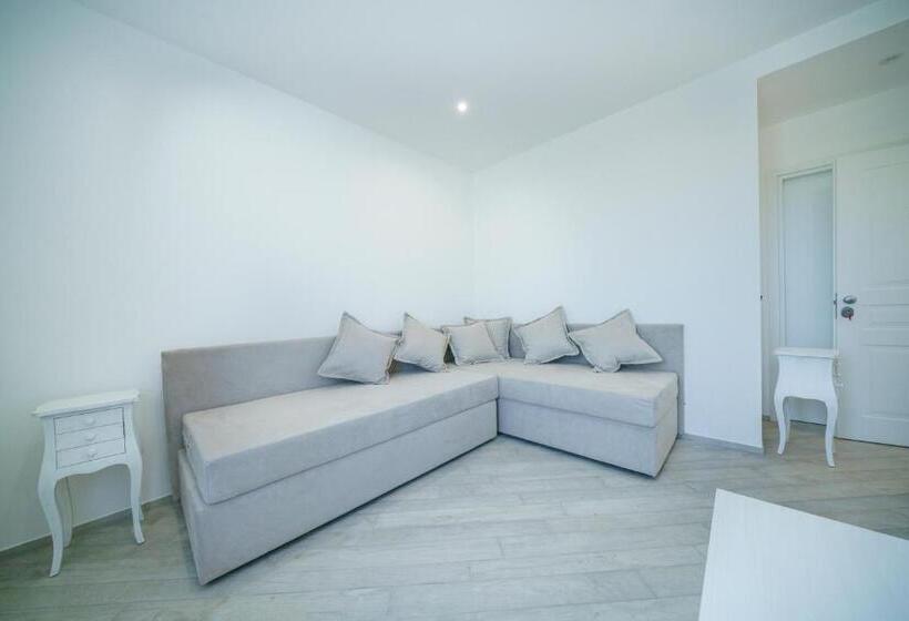 סוויטה משפחתית, Minissale Farmhouse