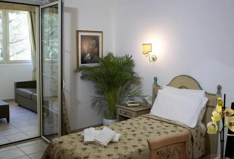 スタンダードシングルルーム, Toscana Wellness Resort