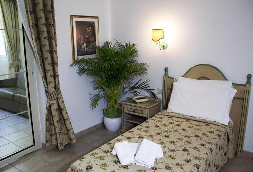 スタンダードシングルルーム, Toscana Wellness Resort