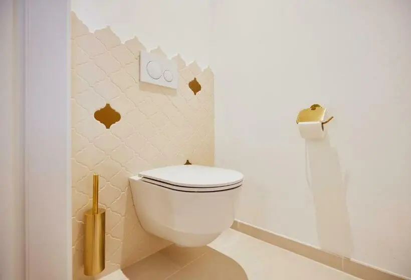 キングサイズベッドのデラックスルーム, Boutiquehotel Zum Goldenen Hirschen