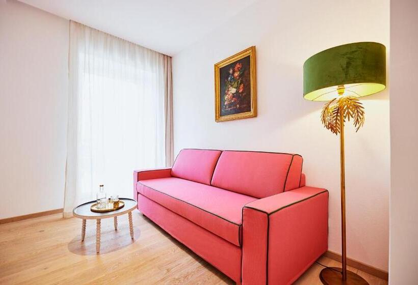 スーペリアースイート, Boutiquehotel Zum Goldenen Hirschen