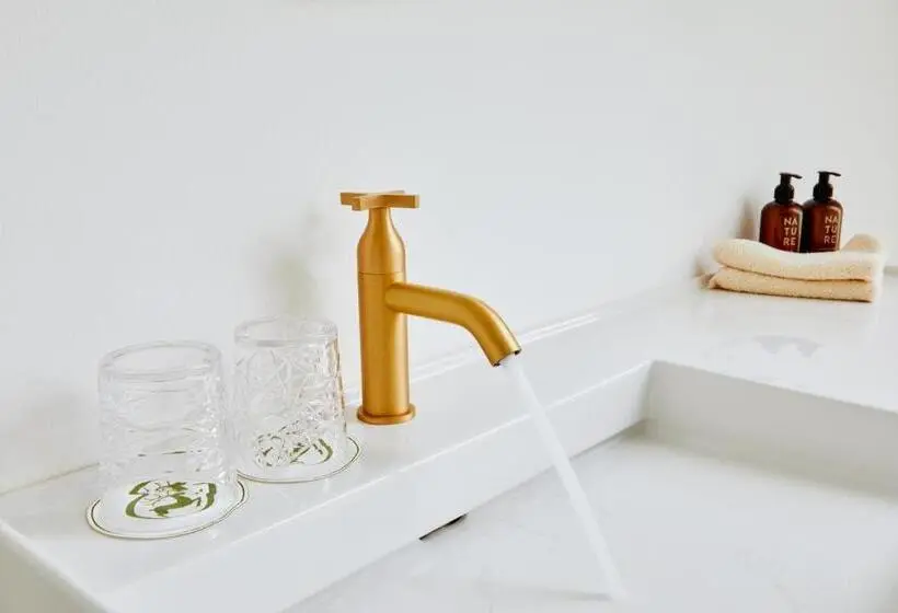 スタンダードルーム, Boutiquehotel Zum Goldenen Hirschen
