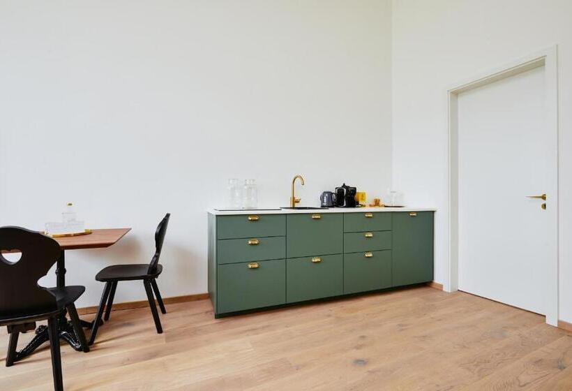 スタンダードルーム, Boutiquehotel Zum Goldenen Hirschen