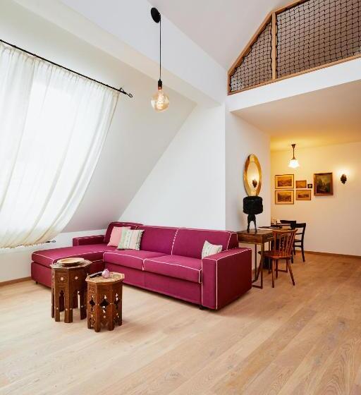 スタンダードルーム, Boutiquehotel Zum Goldenen Hirschen