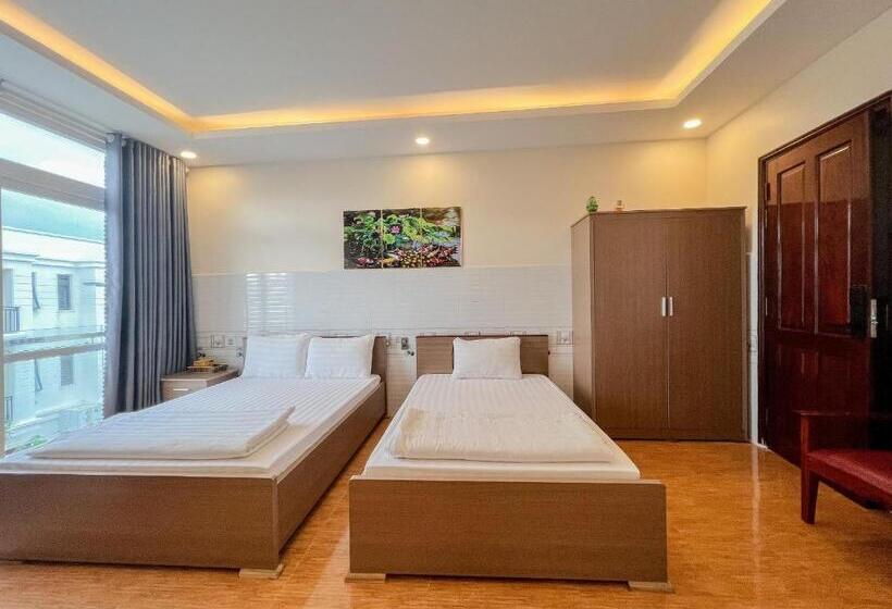 اتاق استاندارد سه نفره, Khách Sạn Cốc Cốc