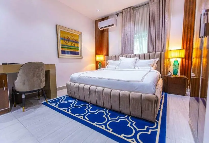 キングサイズベッドのスーペリアルーム, Isglo Hotels Ikoyi