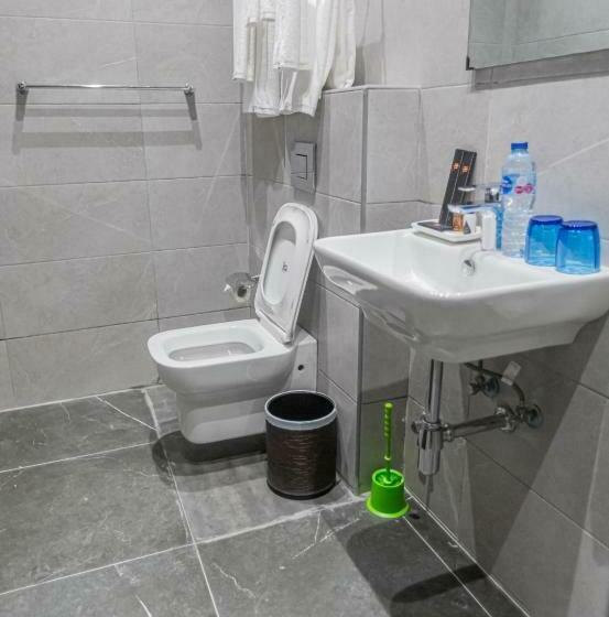 اتاق سوپریور با تخت بزرگ, Isglo Hotels Ikoyi