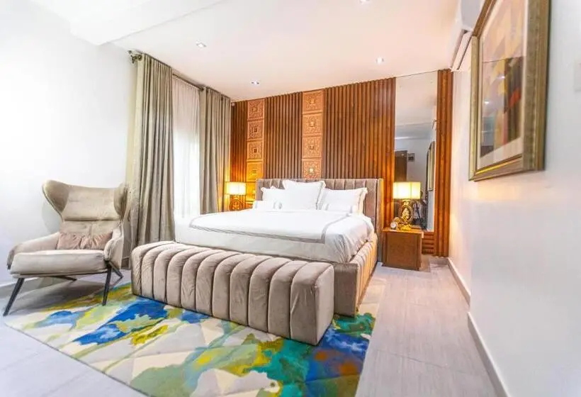 キングサイズベッドのデラックスルーム, Isglo Hotels Ikoyi