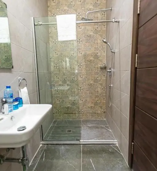 エクゼクティブスイート, Isglo Hotels Ikoyi