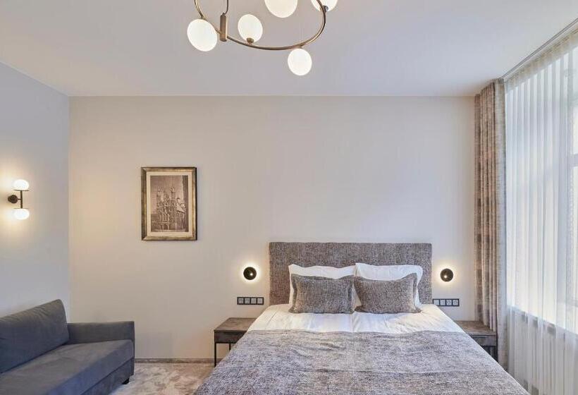 اتاق سوپریور خانوادگی, Vvinn