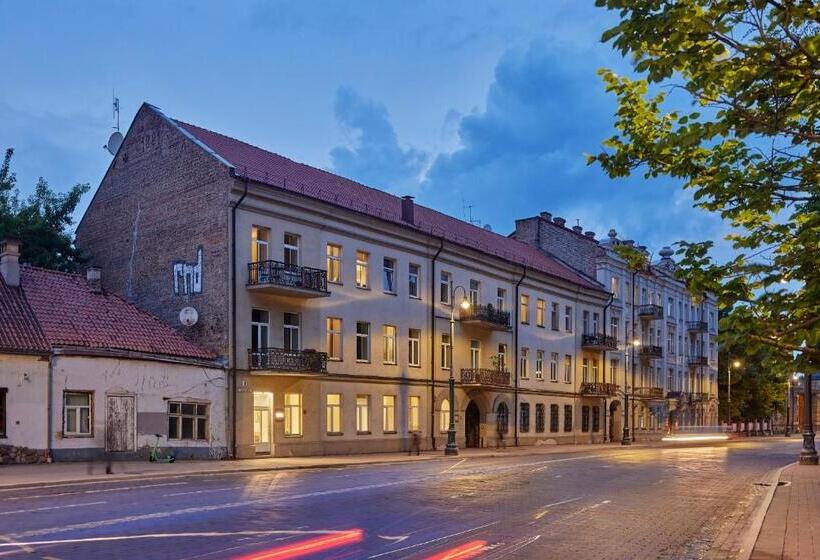 اتاق سوپریور خانوادگی, Vvinn