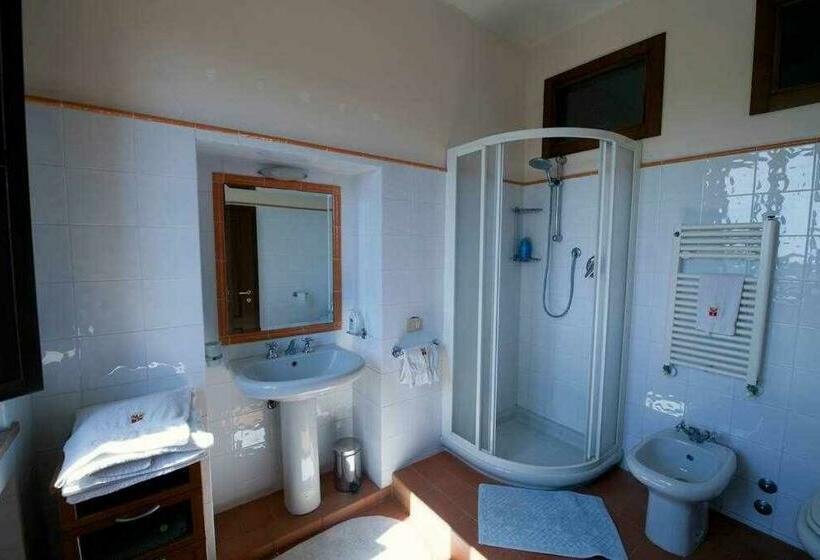 آپارتمان 1 خوابه با تراس, Agriturismo Podere Santa Virginia