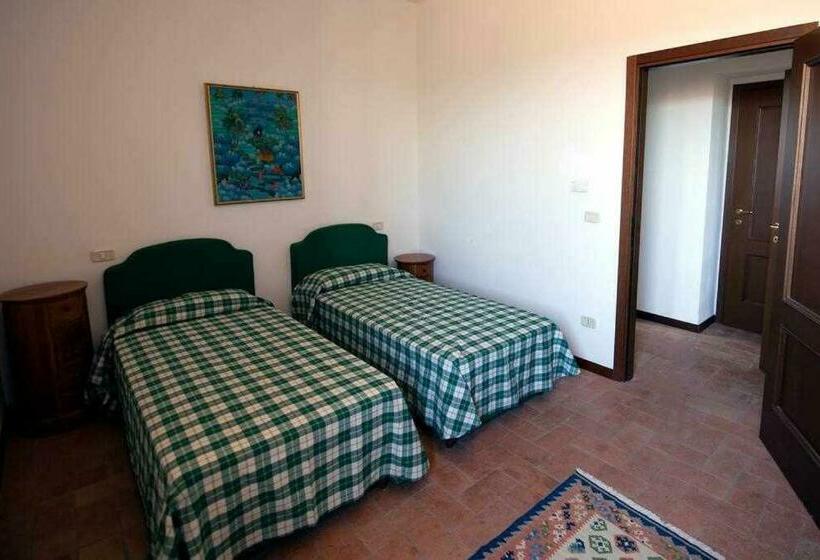 آپارتمان 1 خوابه با تراس, Agriturismo Podere Santa Virginia