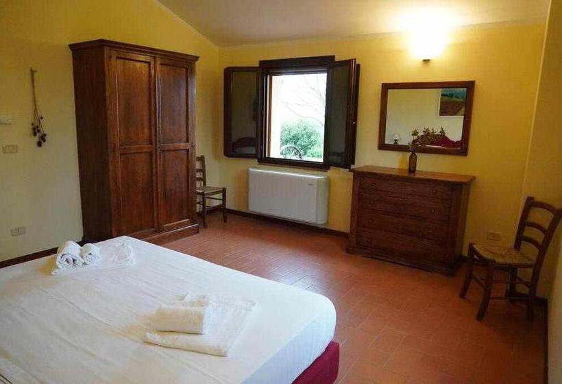Номер Стандарт Вид на Сад, Agriturismo Podere Santa Virginia