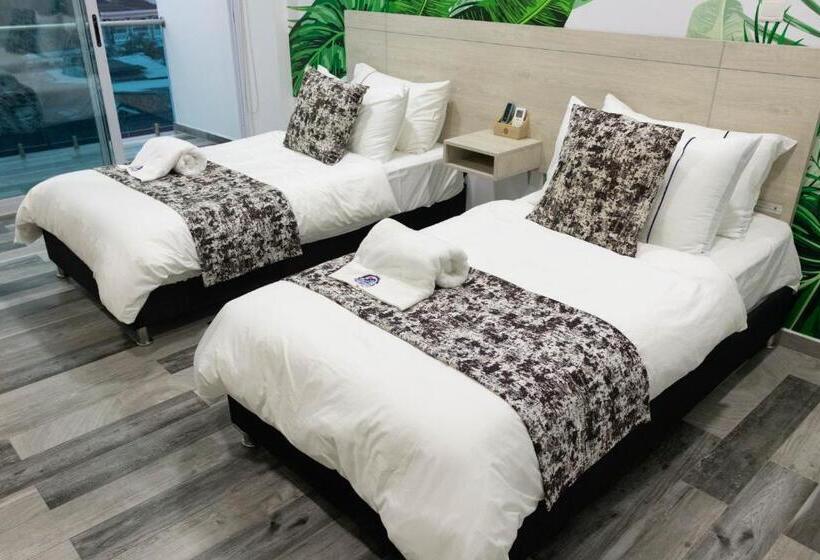 标准间带阳台, Wayra Club