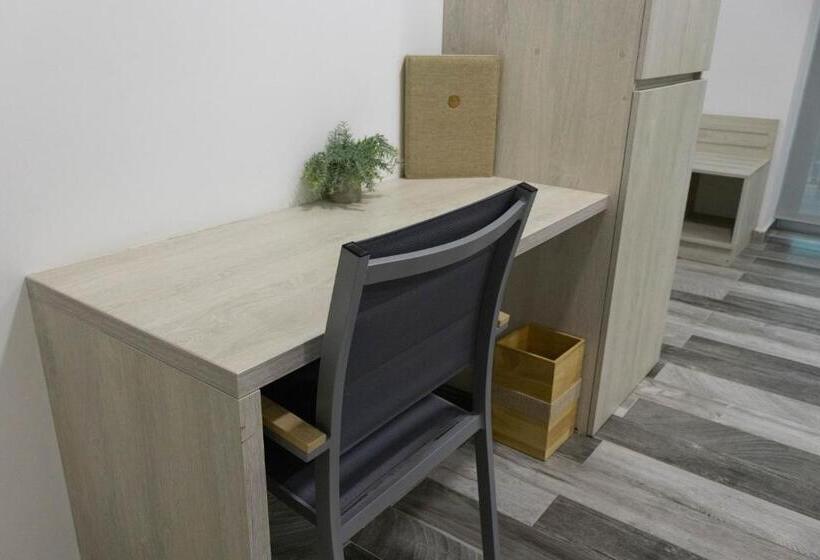 标准间带阳台, Wayra Club