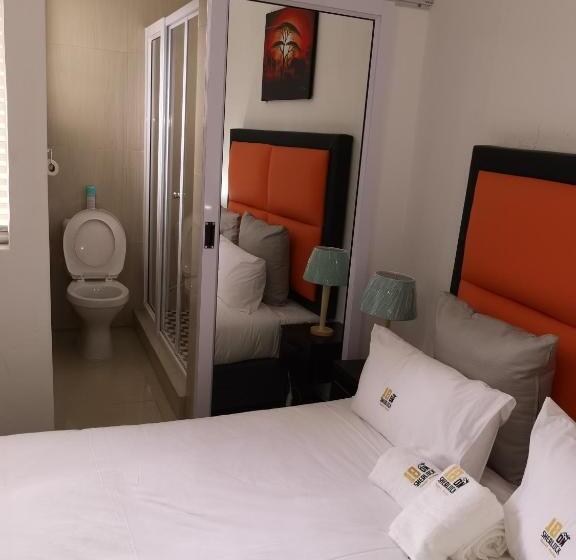 Номер Стандарт, 18 On Sherlock