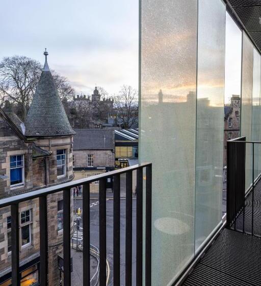 اتاق استاندارد با تخت بزرگ, Virgin Hotels Edinburgh