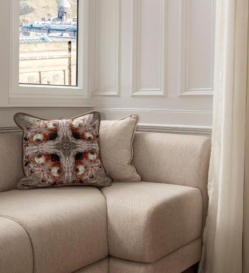 سوییت جونیور, Virgin Hotels Edinburgh