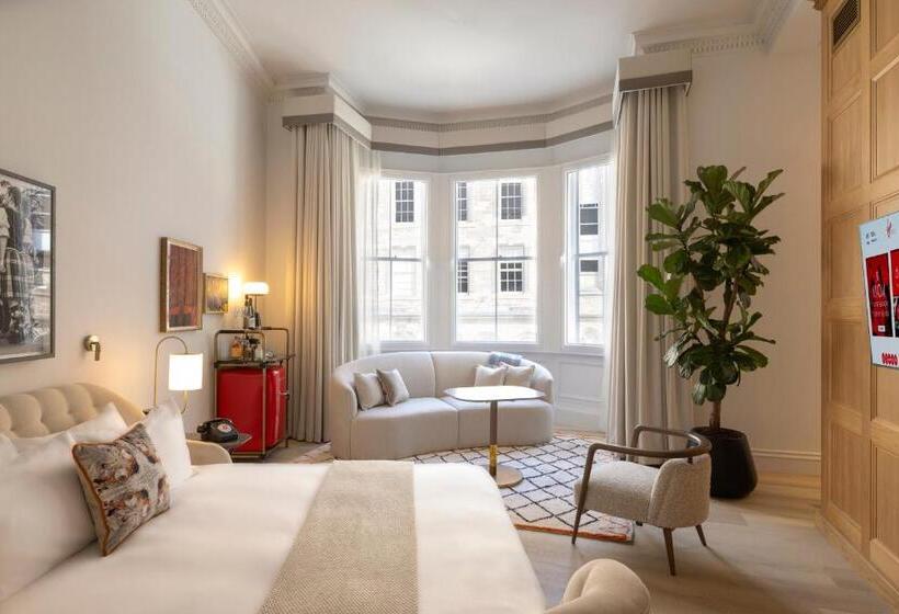 سوییت جونیور, Virgin Hotels Edinburgh