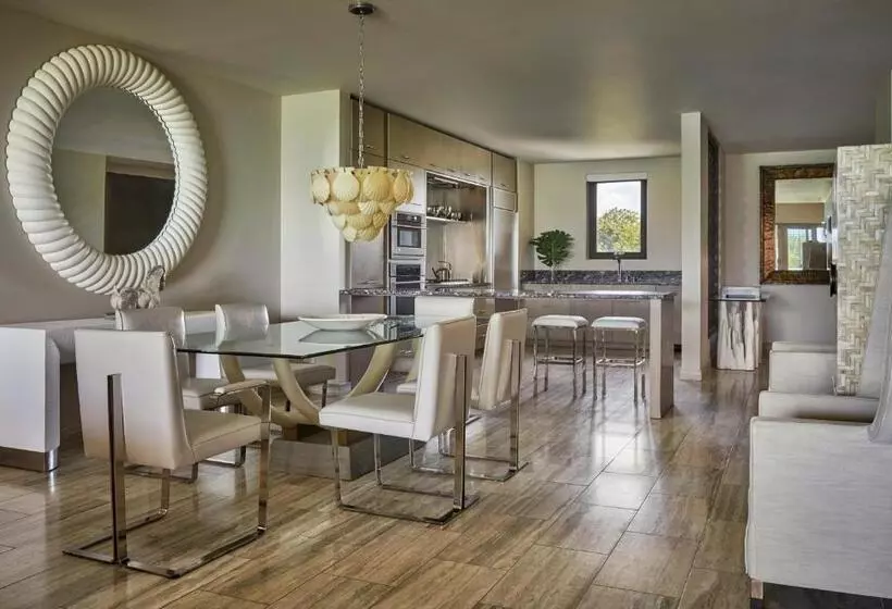 3 Bedroom Apartment Sea View