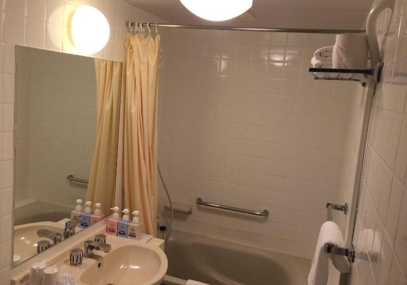 اتاق استاندارد, Livemax Naha Tomariko