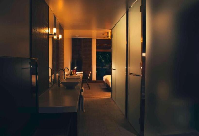 스탠다드 룸 킹사이즈 침대, With The Style Fukuoka