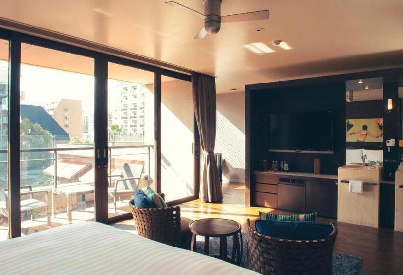 스위트 킹사이즈 침대, With The Style Fukuoka